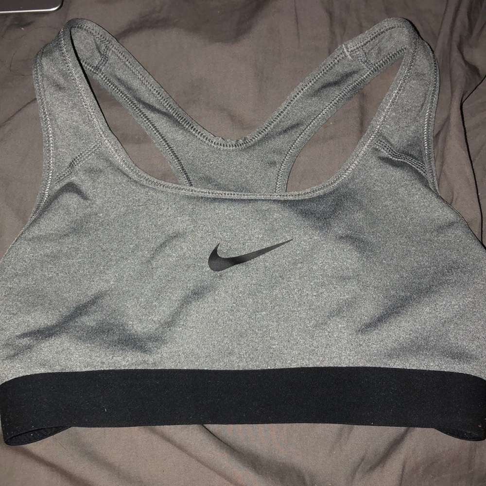 nike sports bra